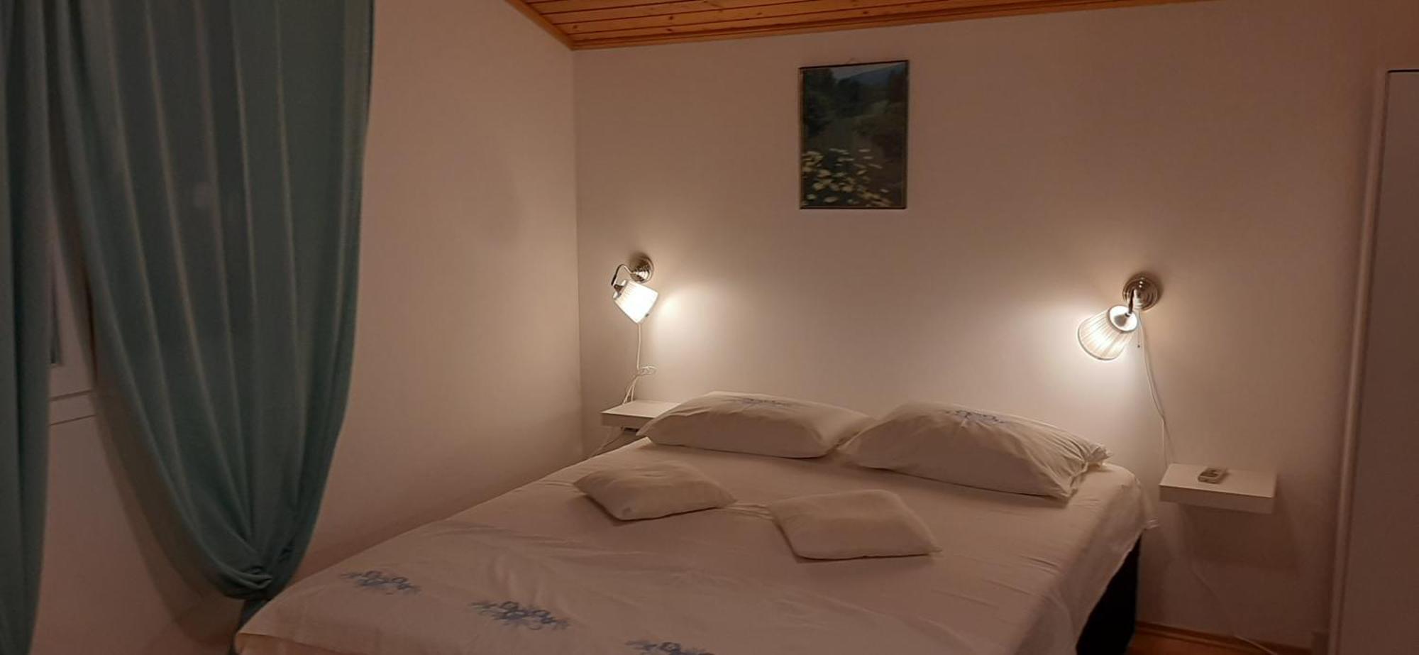 Apartments Bosnic Prizba Pokoj fotografie